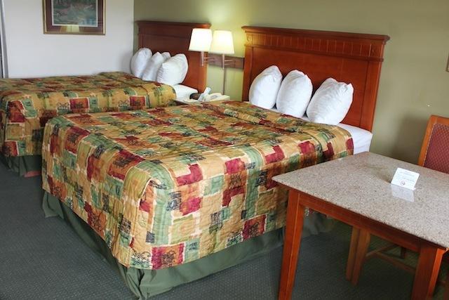 Rodeway Inn & Suites Nashville Exterior photo